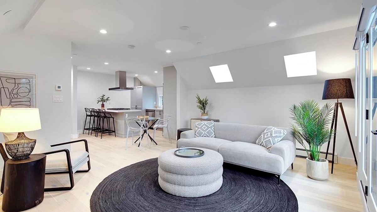 Kitsilano House | Kits Beach Flat