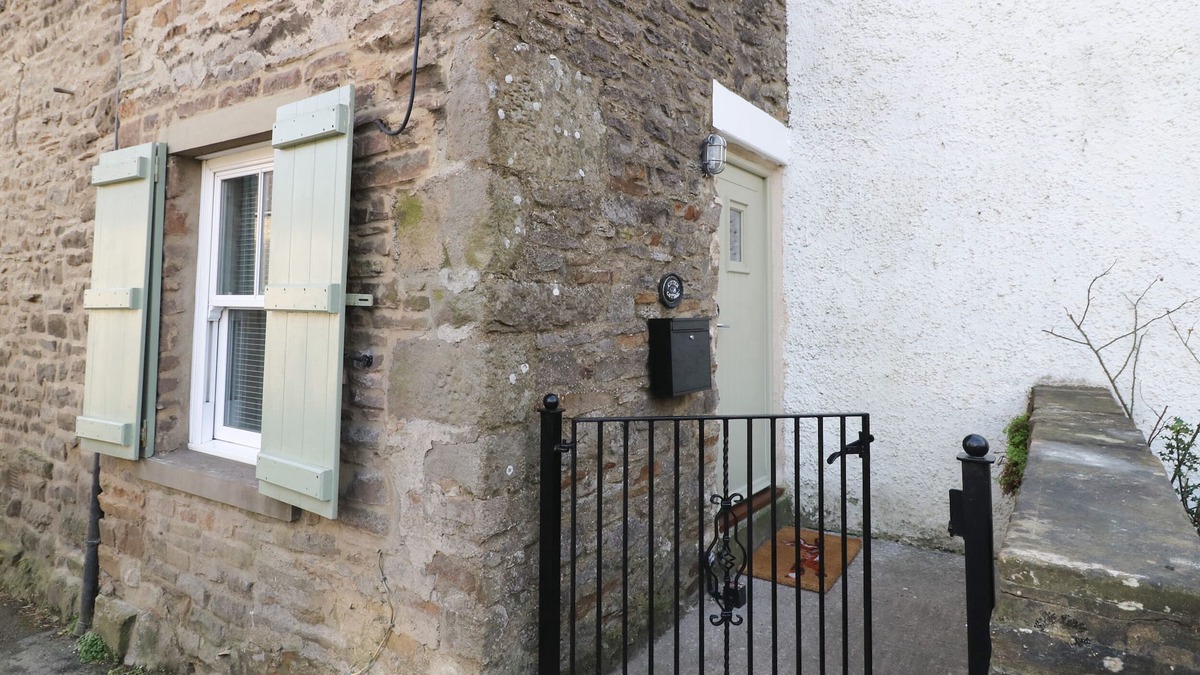 West Witton Cottage | KITTEN COTTAGE, family friendly in West Witton