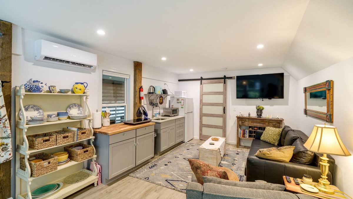 Southern Shores Apartment | Kitty Hawk Vacation Rental w/Pool & Hot Tub