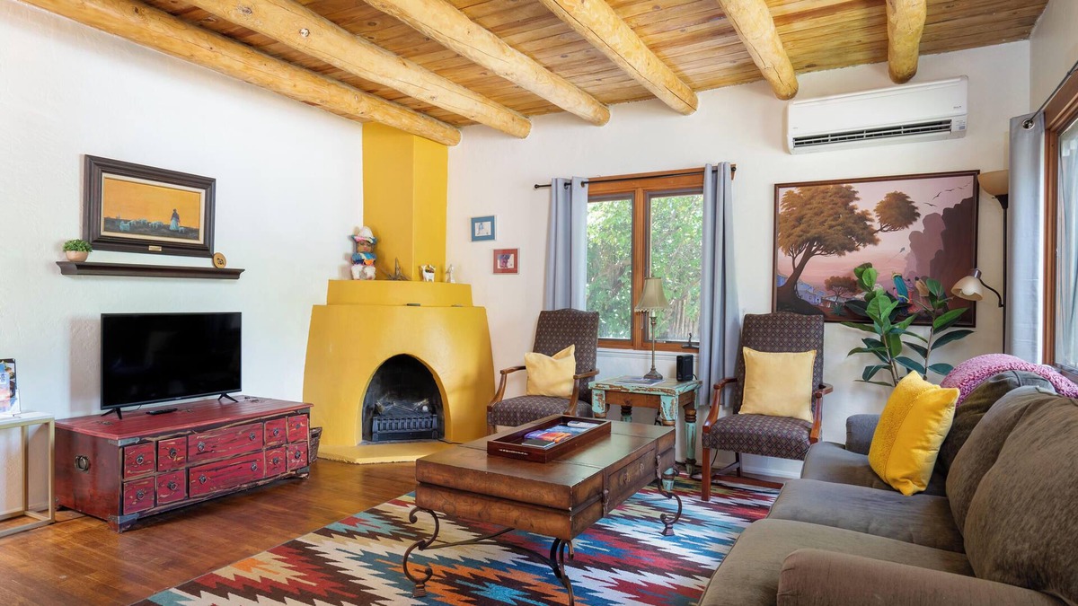 Southside House | Kiva Cottage | Fireplace, Patio, Near Downtown