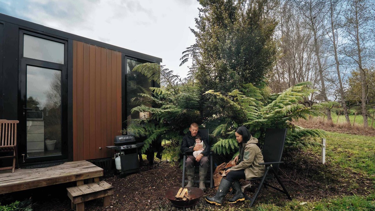 Waitoki House | Kiwi Farm Cabin 2 by Tiny Away