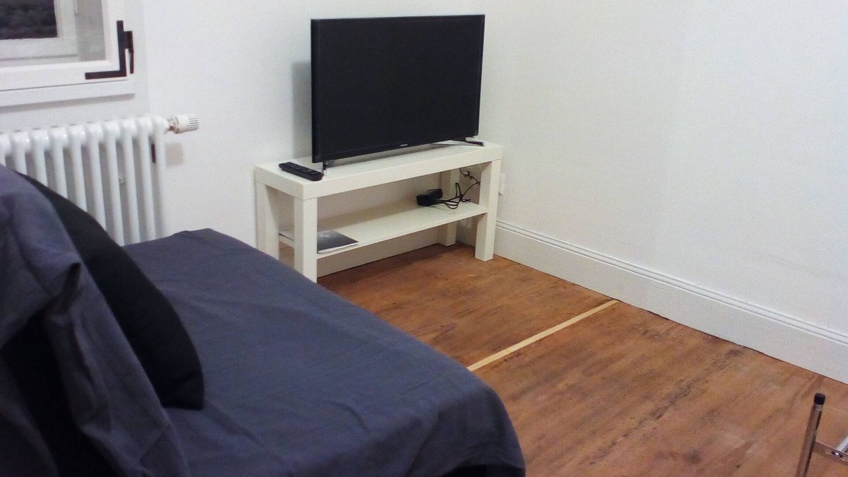 Deisslingen Apartment | kl. FeWo 2 single beds in 2 SchlafZi n. HFU u. MHS