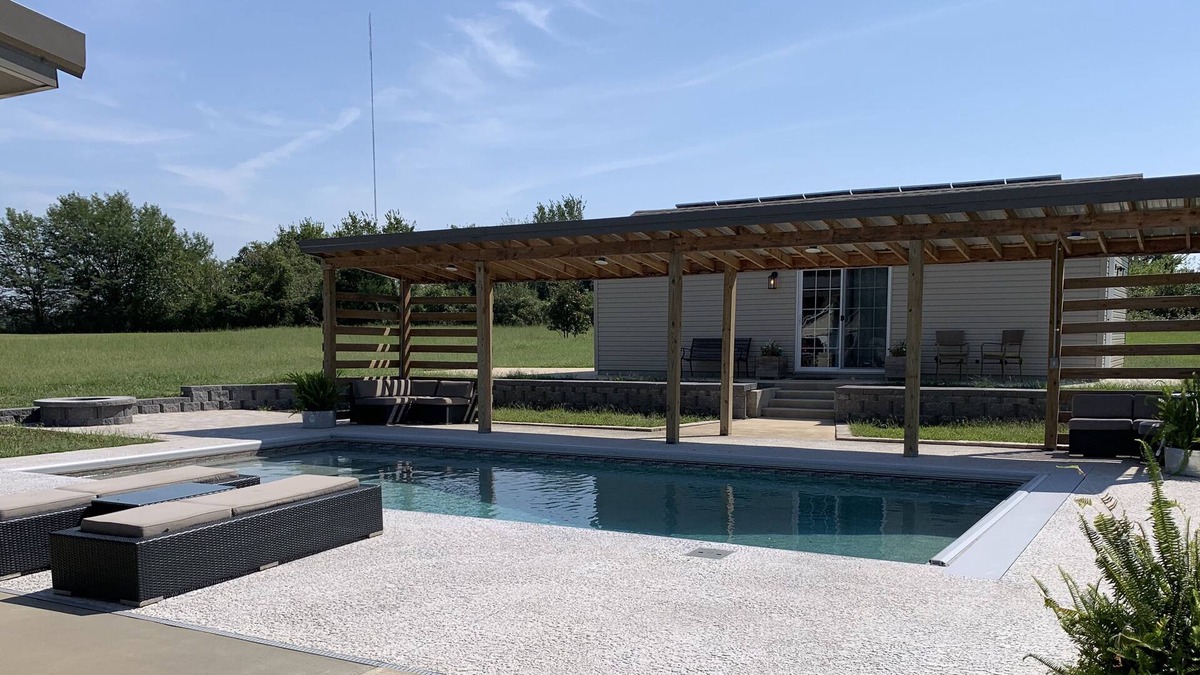 Joplin Apartment | Klaver Cottage just off MO, KS, & OK’s Route 66