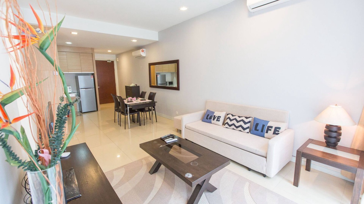 Golden Triangle Apartment | KLCC 2 min with infinity pool cozy suites#4