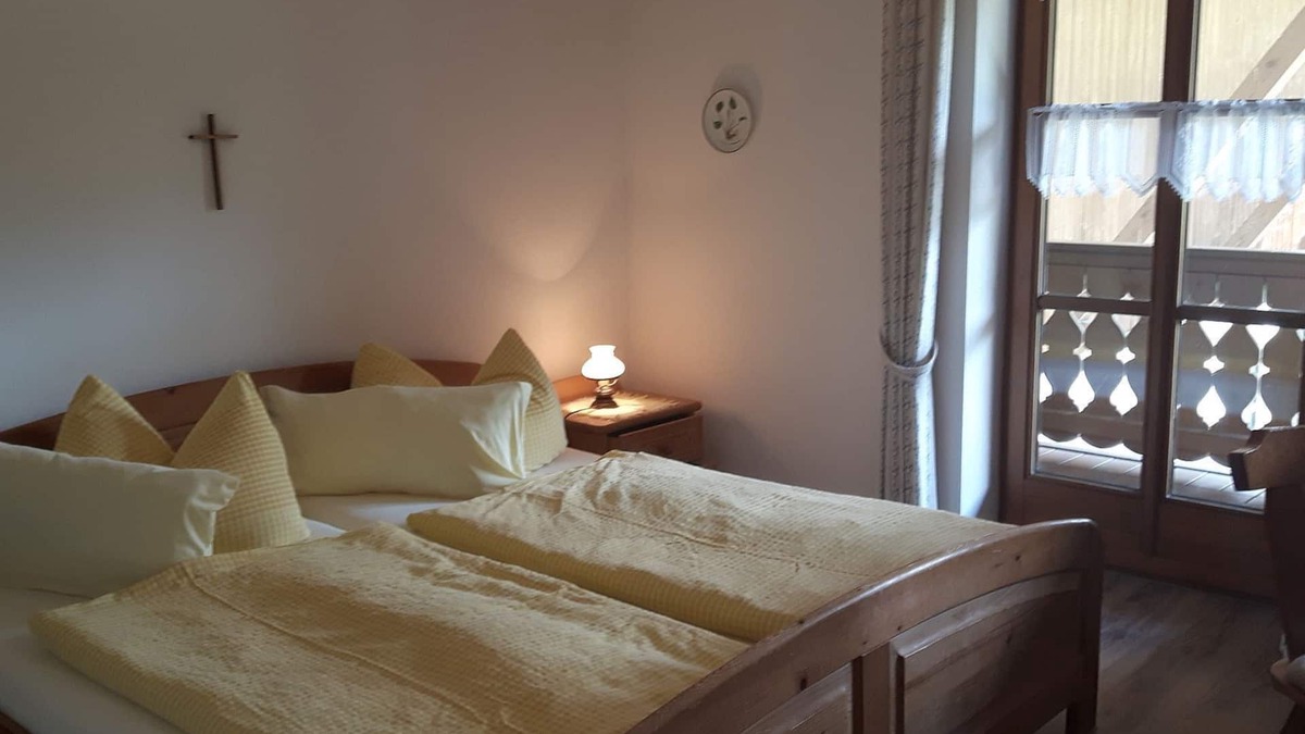 Weissbach Apartment | Kleine Ferienwohnung Wohn/schlafraum Nr. 2, 21 qm