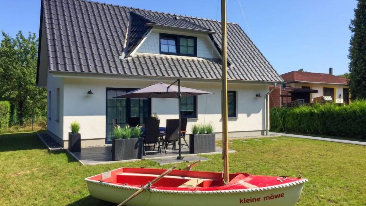 Zirkow House | Kleine Möwe by Interhome