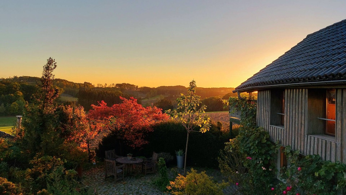Halver House | Kleines Haus Mitten in der Natur mit Eigener Terrasse und Sonnenbalkon