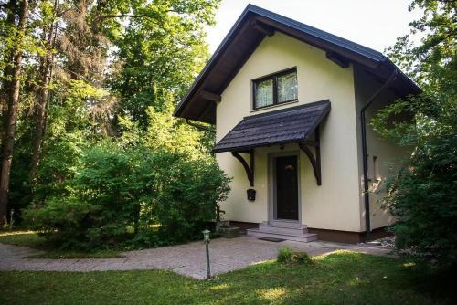 Kranj Apartment | Kleinhaus Am Rande Des Waldes