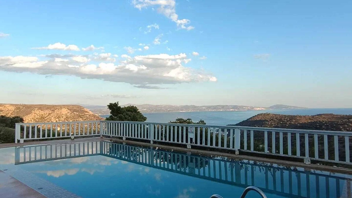 Agia Galini Apartment | Klio Apartment Stunning Retreat with Pool & Panoramic Views Near Agia Galini