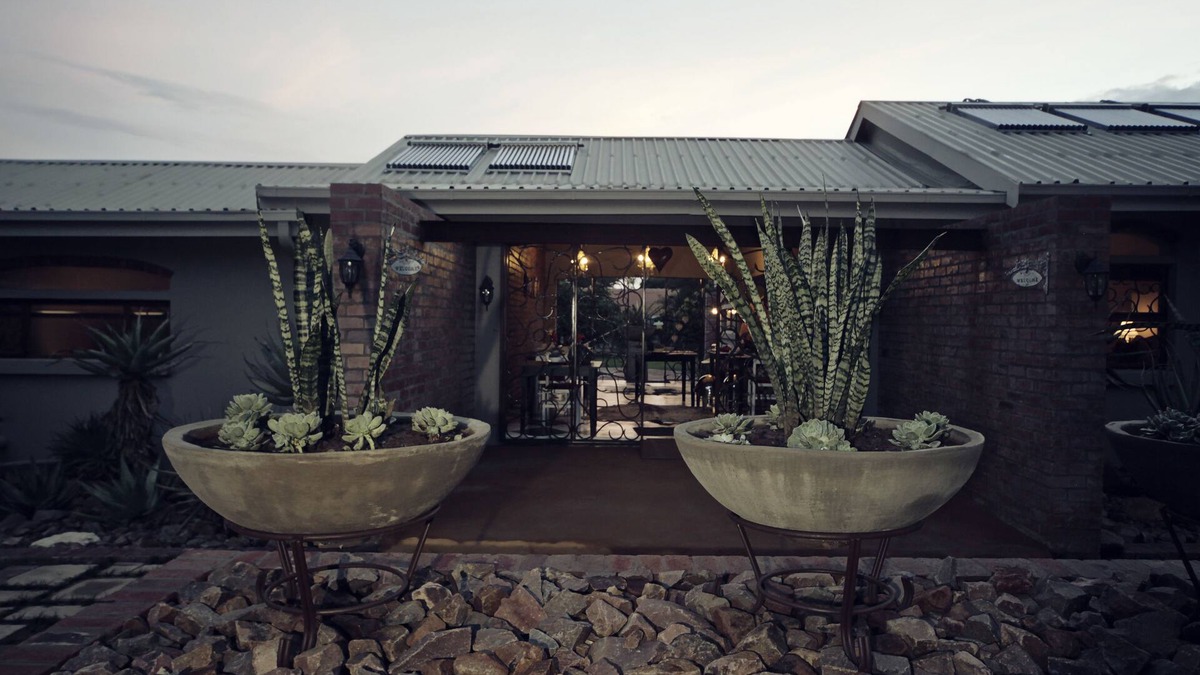 Bela-Bela House | Klip en Kristal Guest House