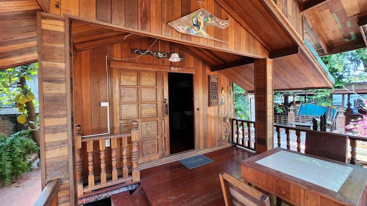 Samphao Lom Hotel | Klong Suan Plu Resort