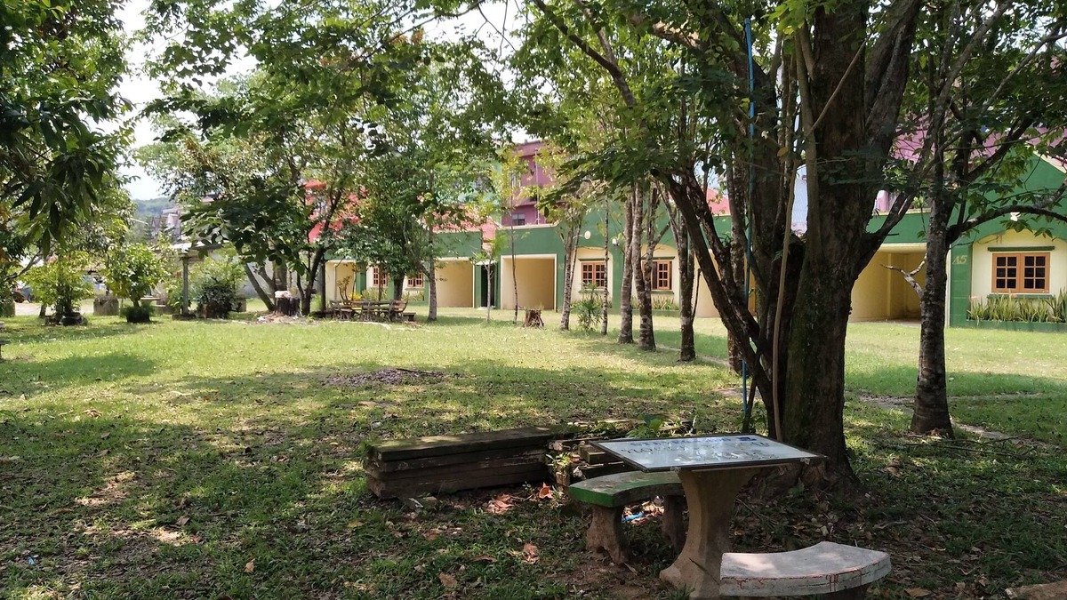 Khlong Yai Hotel | Klongyai Hotel