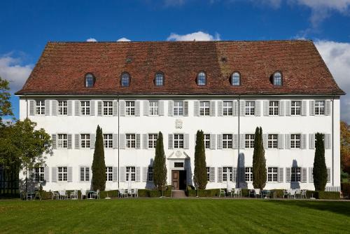 Metzerlen Hotel | Klosterhotel Kreuz