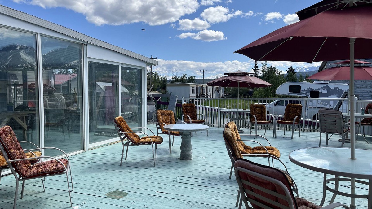 Haines Junction Hotel | Kluane Park Inn