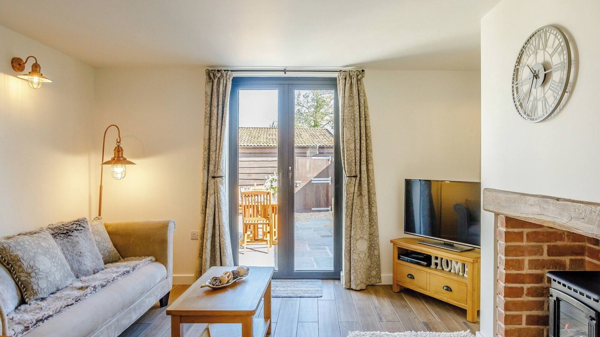 Highbridge Cottage | Knoll Cottage - UK31171