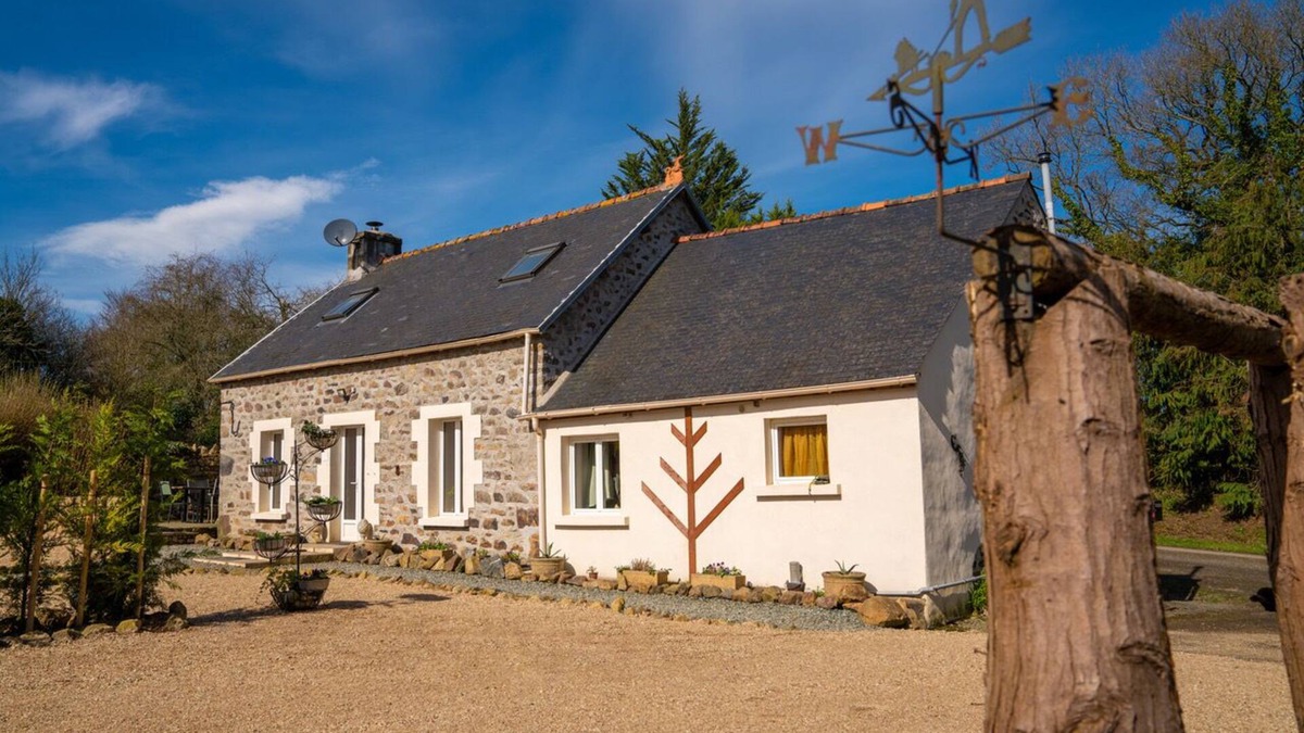 Carnoet Cottage | Knusse Cottage Voor 6 Vlakbij Vallée des Saints in het Groene Hart van Bretagne