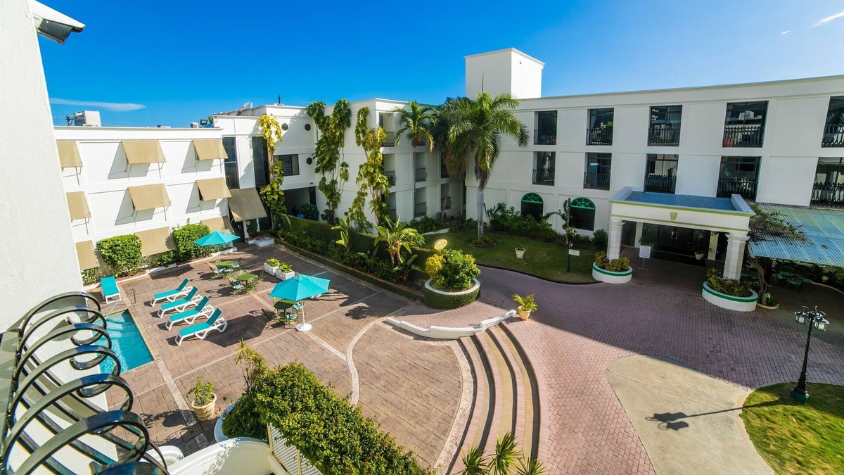 New Kingston Resort | Knutsford Court Hotel
