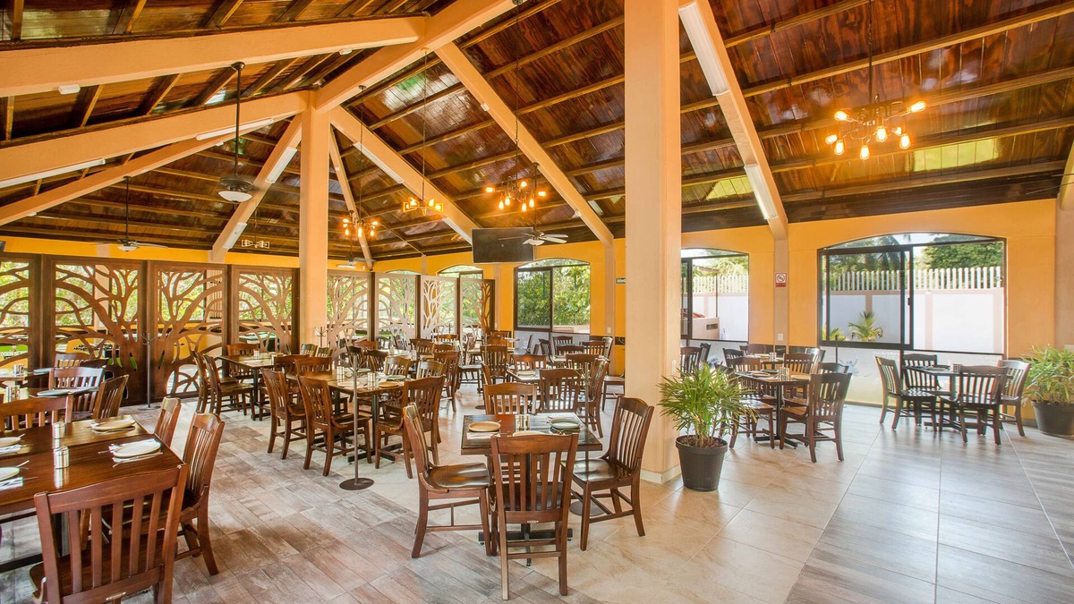 Tonala Hotel | KO'OLEBIL