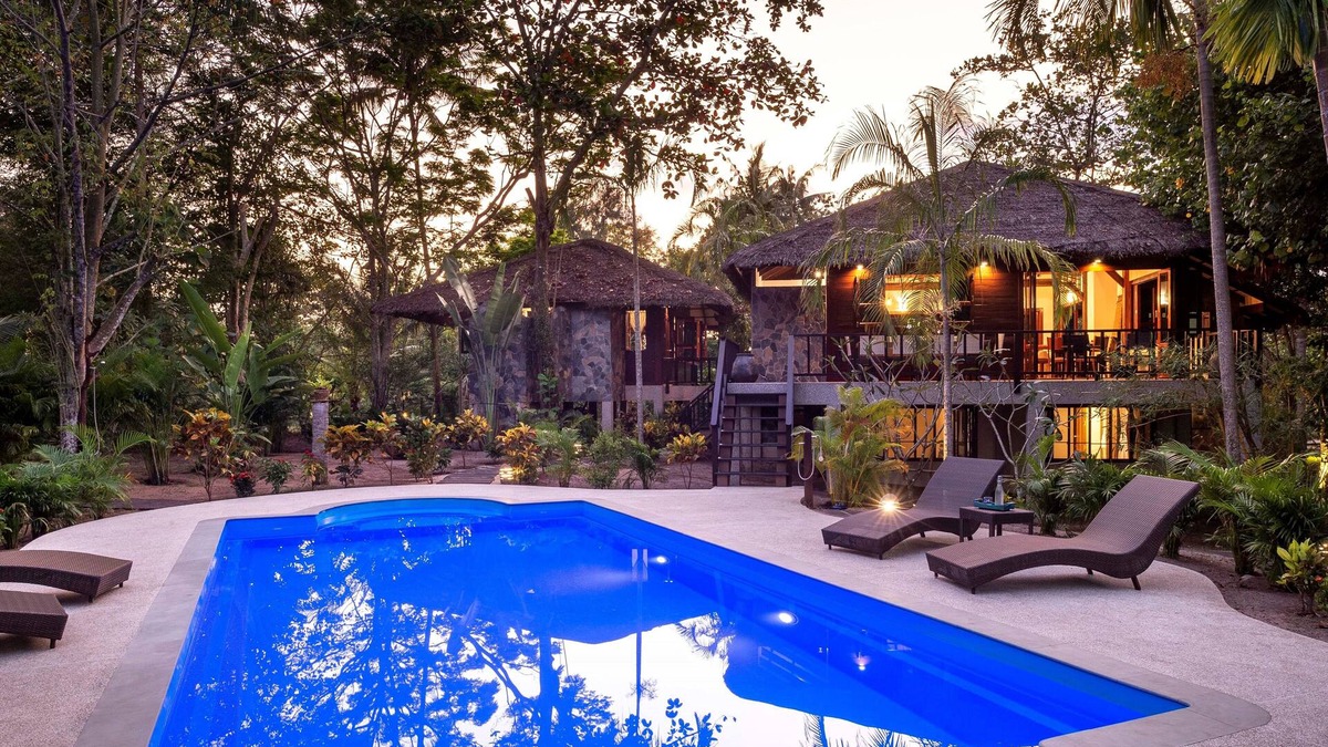 Nuea Khlong Hotel | Koh Jum Beach Villas “A member of Secret Retreats”