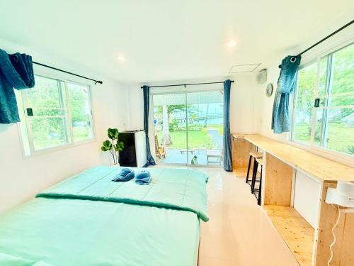 Ko Mook Resort | Kohmook sunrise beach