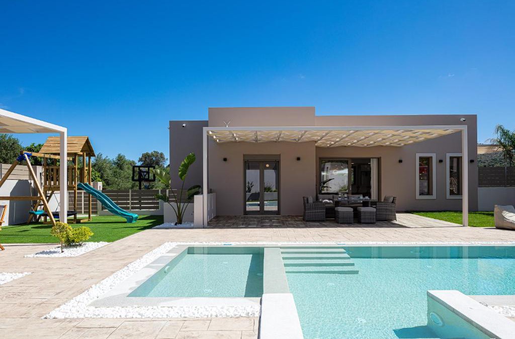 Perama Villa | Koin Villa Sunset, With Heated Pool & Whirlpool, By ThinkVilla