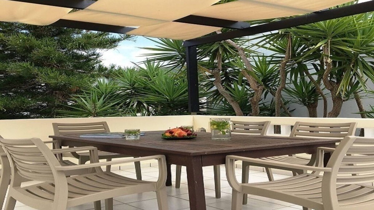 Kokkini Chani Apartment | Kokkini Hani: Beautiful apartment for 1-4 persons, 150 meters from the beach.