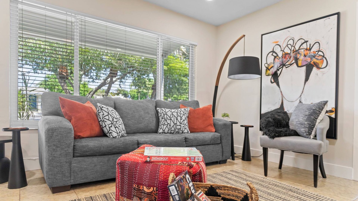 North Andrews Gardens House | Koko Chateau - 2 BRs/1 BA charming house with lots of private outdoor space.