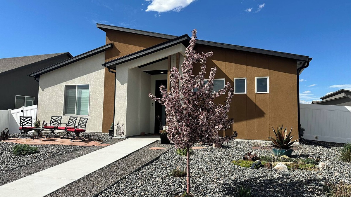 Fruita House | Kokopelli House - Modern Retreat in Fruita Desert