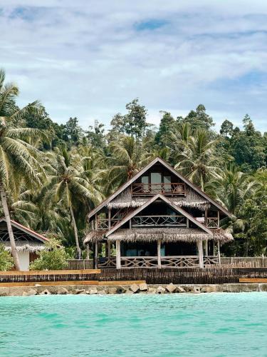 Siberut National Park Hotel | Kokos Resort Mentawai
