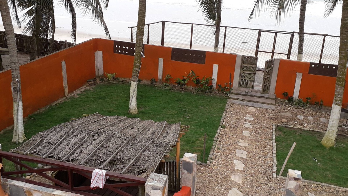 Kokrobite House | Kokrobite beach front cottage