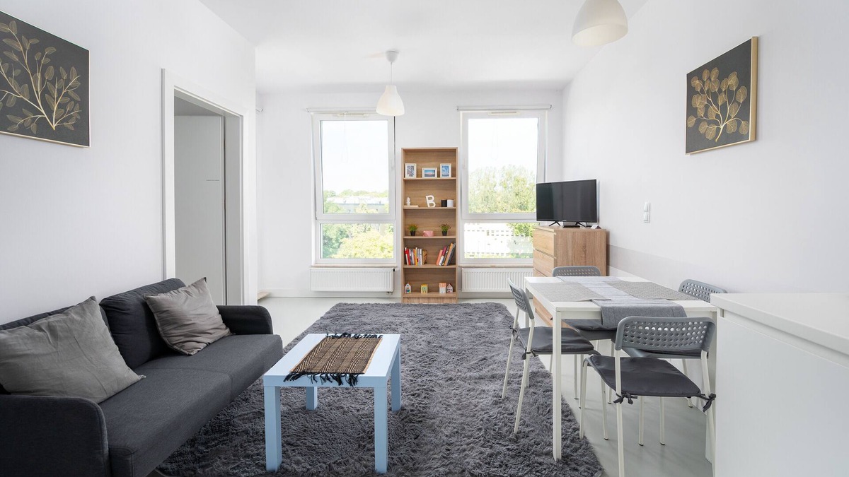 Powazki Apartment | Kolska Bright Apartment
