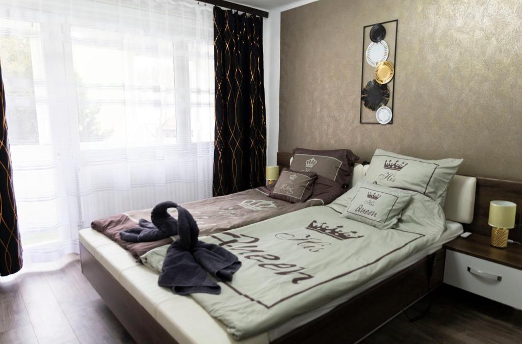 Komlo Apartment | Komló Szíve Apartman