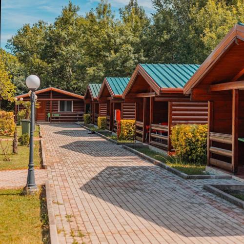 Sakës Ski Chalet | Kompleksi Turistik Leonardo
