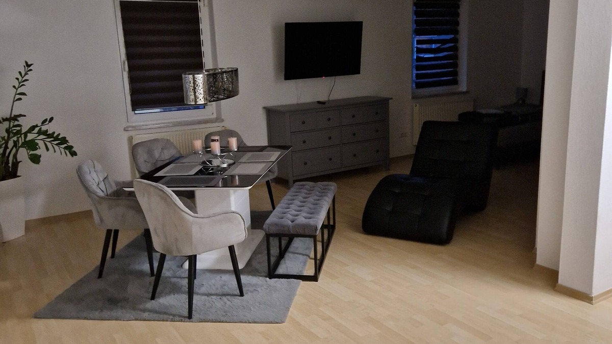Ochsenfurt House | Komplettes Haus für 11 Personen als Monteursunterkunft