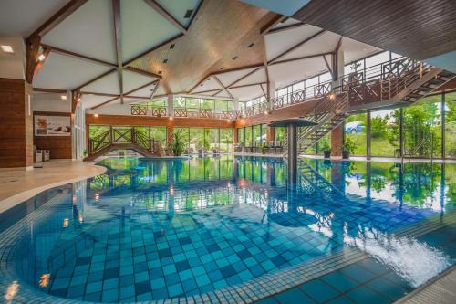 Tatranska Lomnica Hotel | Kontakt Wellness Hotel