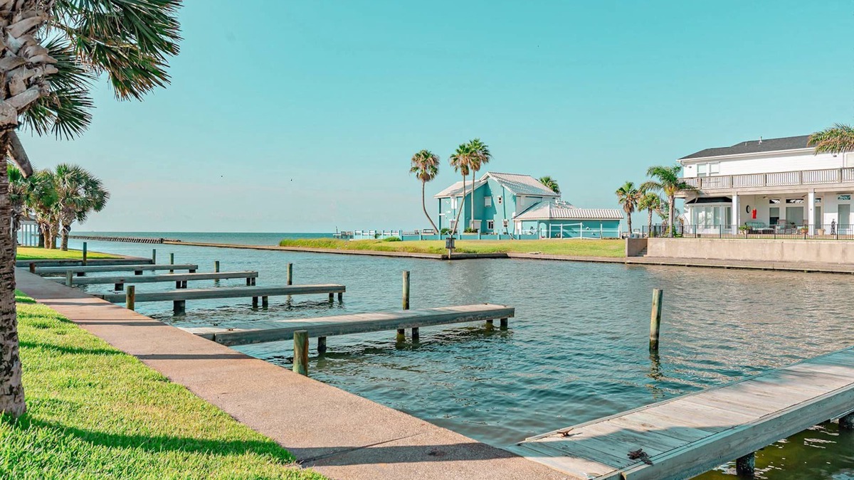 Rockport Condo | Kontiki Bayfront Condos