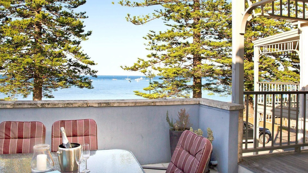 Sorrento Apartment | Koonya Sur Mer - Modern apartment with spectacular views