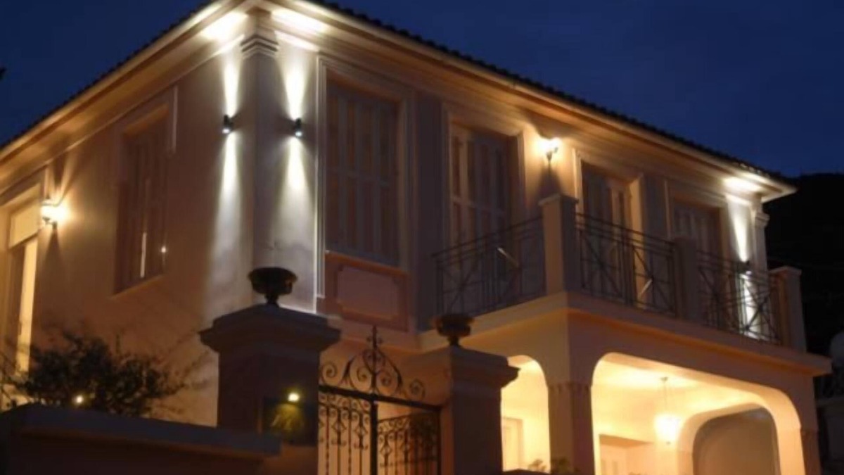 Vathy Hotel | Korina Gallery Hotel