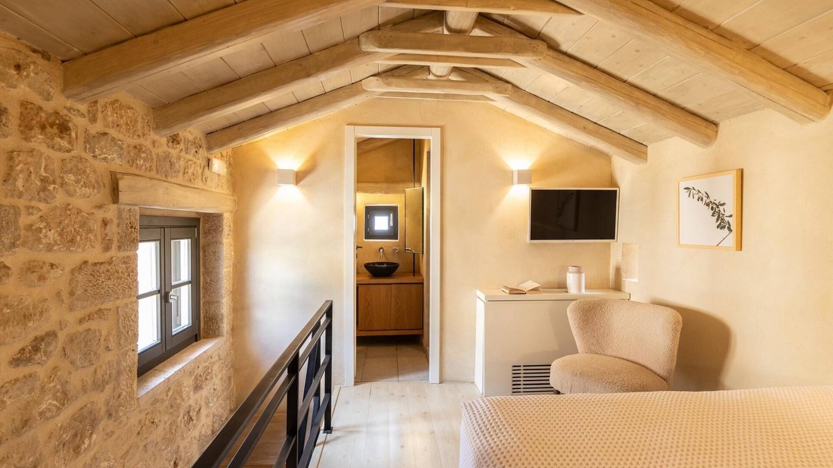 Oitylo House | Korona Boutique Hotel - Junior Suite