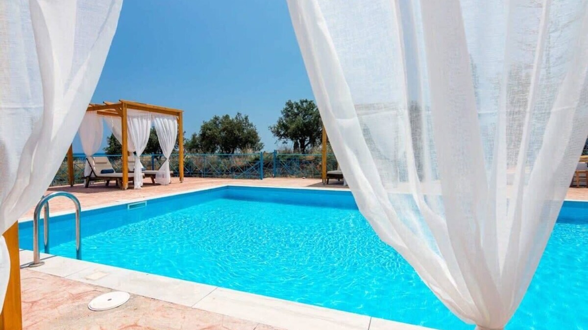 Pylos-Nestoras Apartment | Koroni Xenios Zeus, Holiday Sunny Getaway