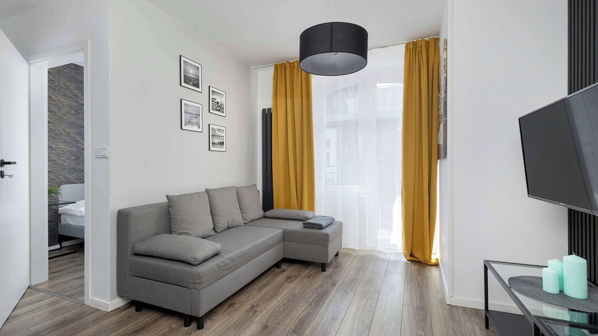 Katowice Apartment | Kosciuszki 31B | Katowice | Modern Apartment | Balcony | Pet Friendly | City Cen