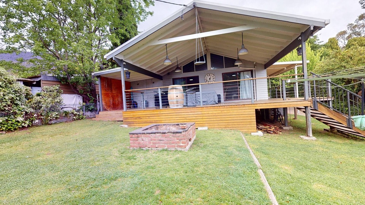 Talbingo House | Kosciuszko Lodge Talbingo - RELAX