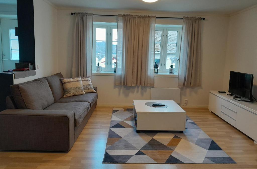 Maloy Apartment | Koselig hus i Måløy