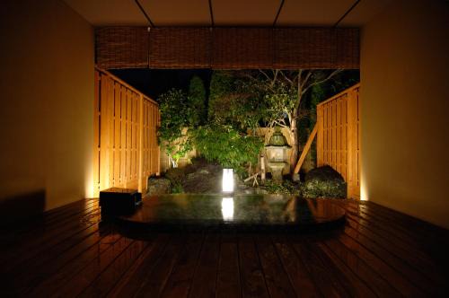 Izu Nagaoka Onsen Hotel | Kouyurou Ikawa