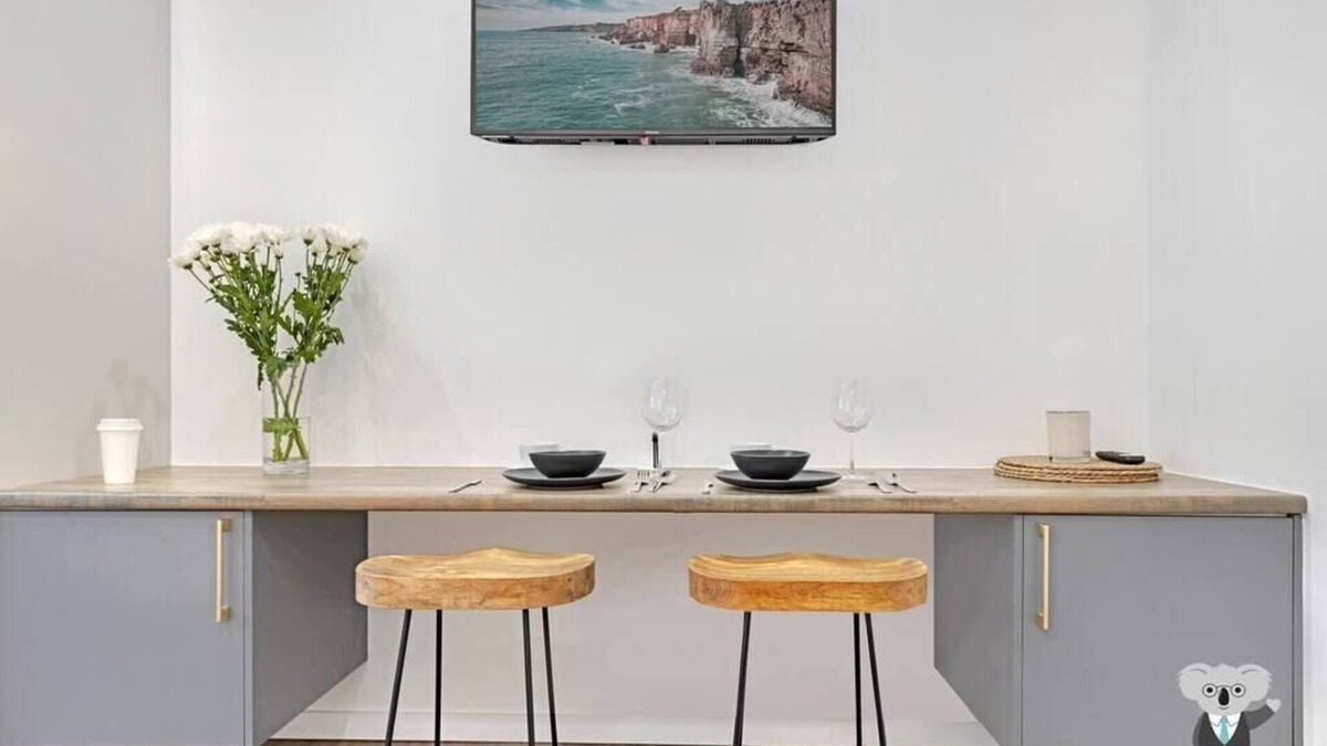 Bondi Beach Apartment | KozyGuru | Bondi Beach | Lovely Studio