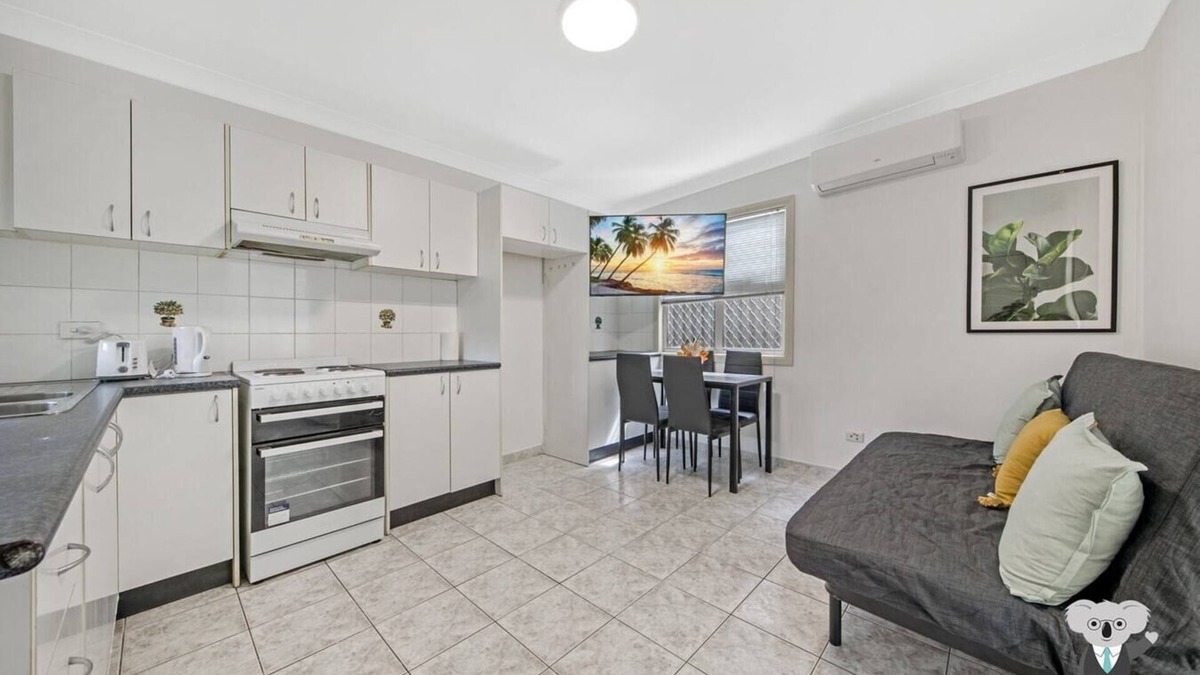 Fairfield House | KozyGuru | Cozy 1-Bedroom Granny Flat in Fairfield
