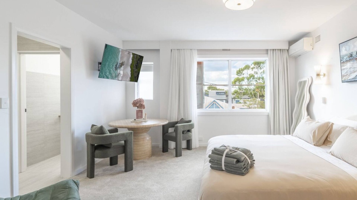 Forestville Apartment | Kozyguru | Forestville
