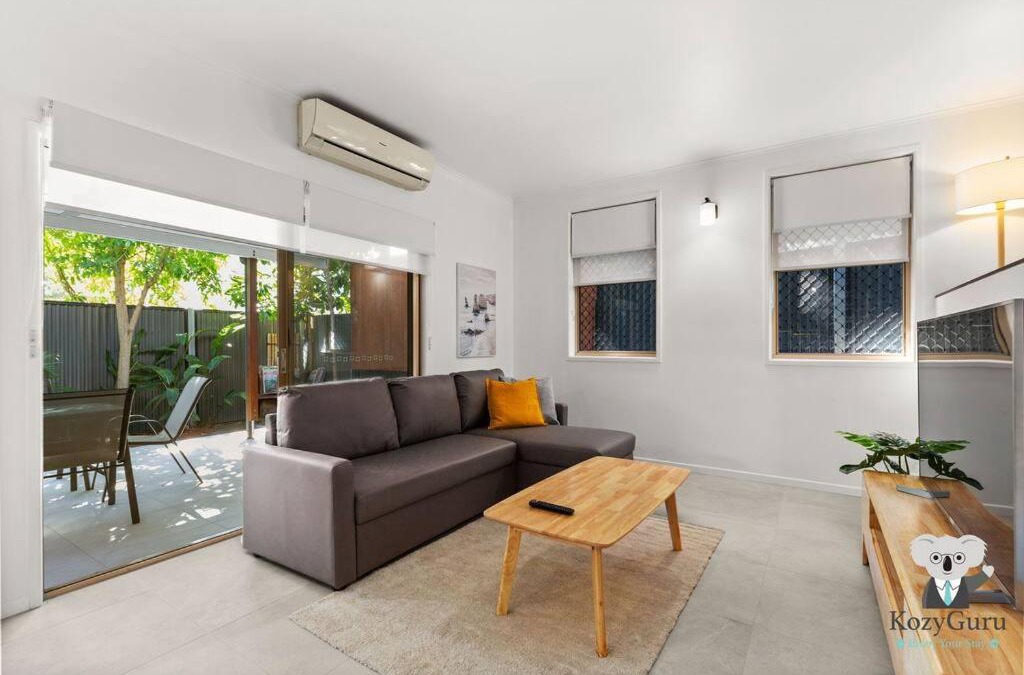 Spring Hill House | KozyGuru | Spring Hill | Cosy 1 Bed1Bath