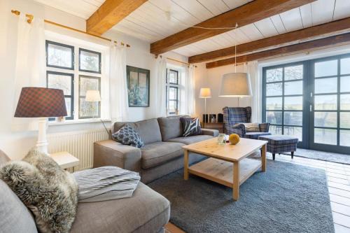 Woehrden House | Krabbe
