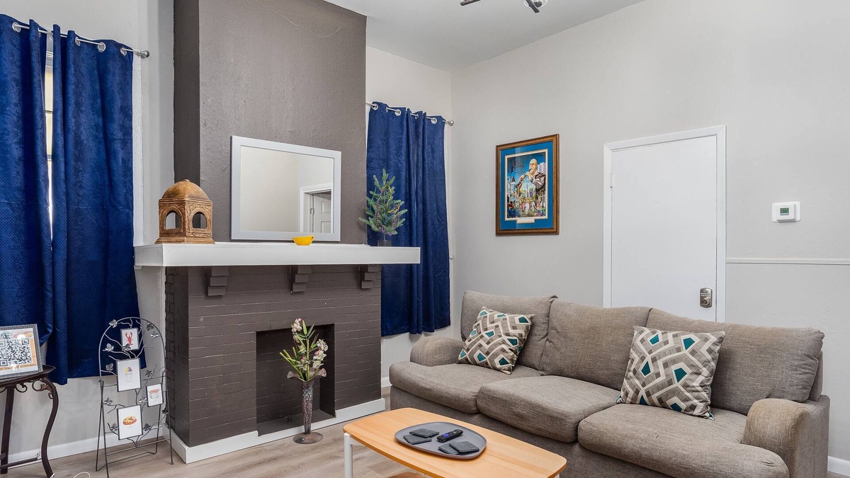 Highland Historic District House | Krewe of Hot Dog